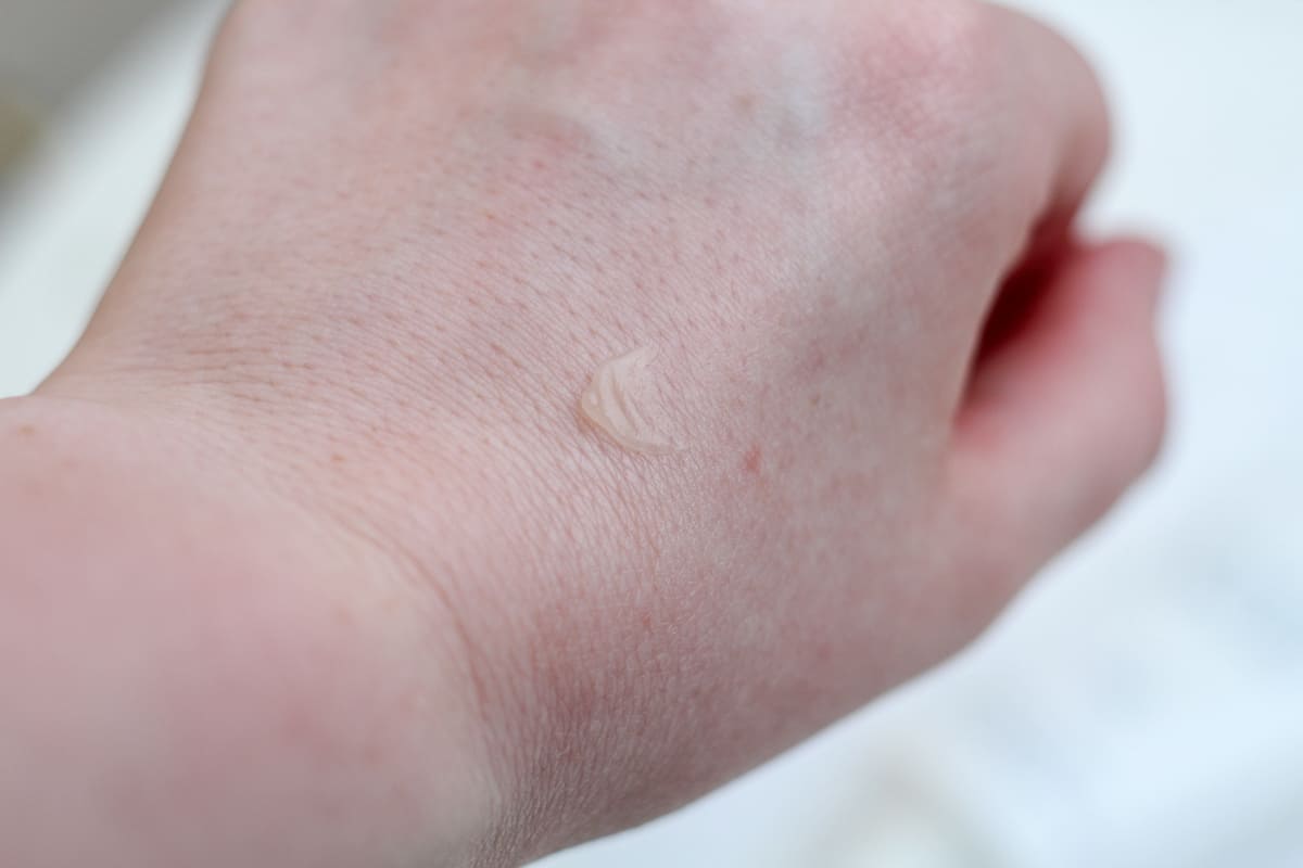 What Supergoop Unseen Sunscreen looks like.